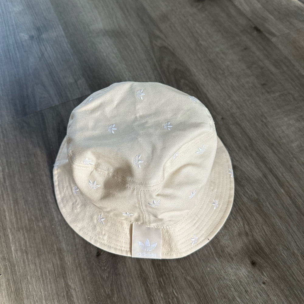 Adidas Bucket Hat